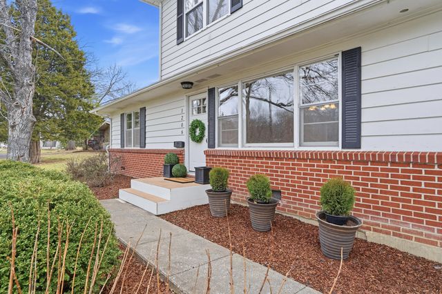 1206 FRANCES DR, Columbia, MO 65203