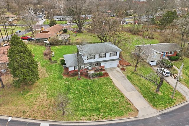 1206 FRANCES DR, Columbia, MO 65203