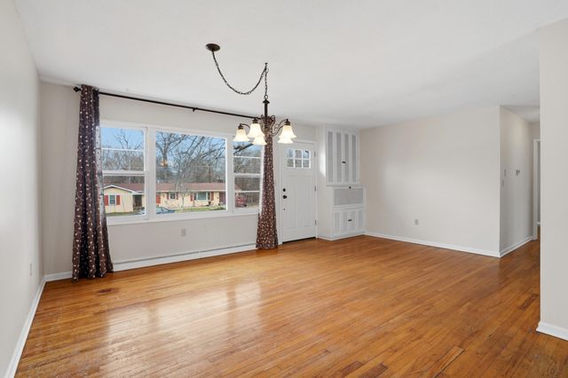 1206 FRANCES DR, Columbia, MO 65203