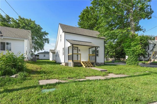 111 E Dryden Street, Odessa, MO 64076