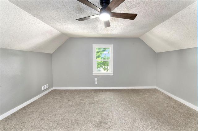111 E Dryden Street, Odessa, MO 64076