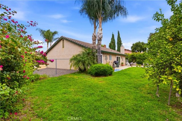 30904 Long Point Drive, Canyon Lake, CA 92587
