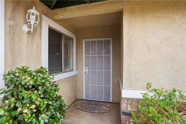 30904 Long Point Drive, Canyon Lake, CA 92587