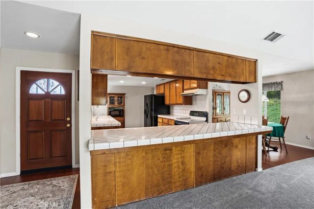 30904 Long Point Drive, Canyon Lake, CA 92587