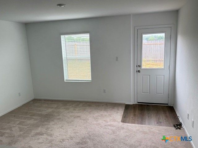 460 Marty Allen Loop, Jarrell, TX 76537