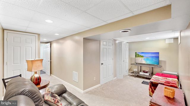 15 INGRID CT, Wilmington, DE 19808