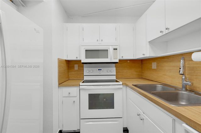 1440 Brickell Bay Drive 604, Miami, FL 33131