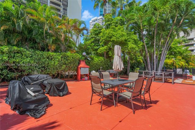 1440 Brickell Bay Drive 604, Miami, FL 33131