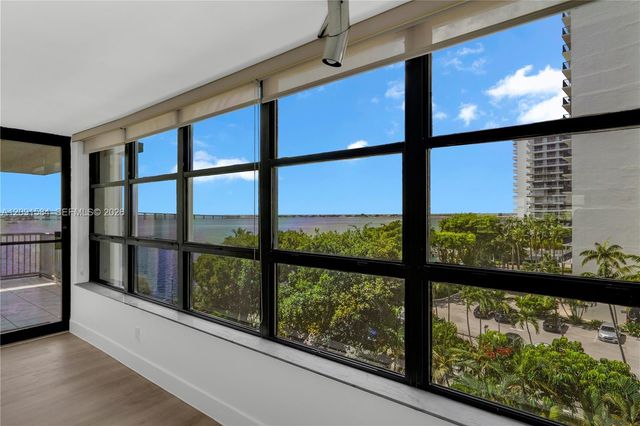 1440 Brickell Bay Drive 604, Miami, FL 33131