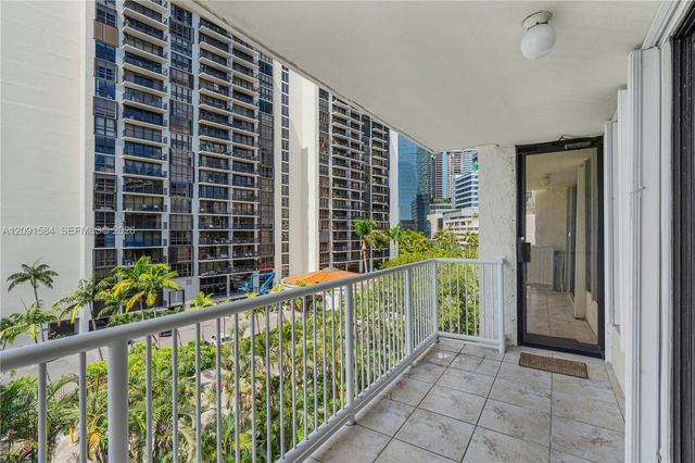1440 Brickell Bay Drive 604, Miami, FL 33131
