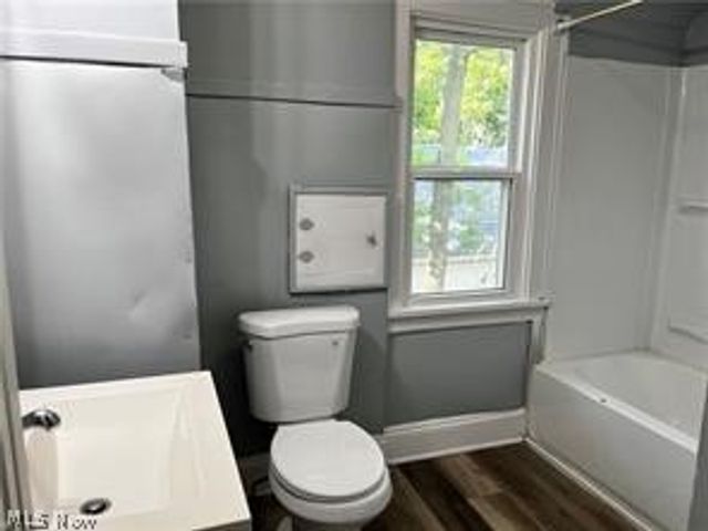 681 Moreley Avenue, Akron, OH 44320