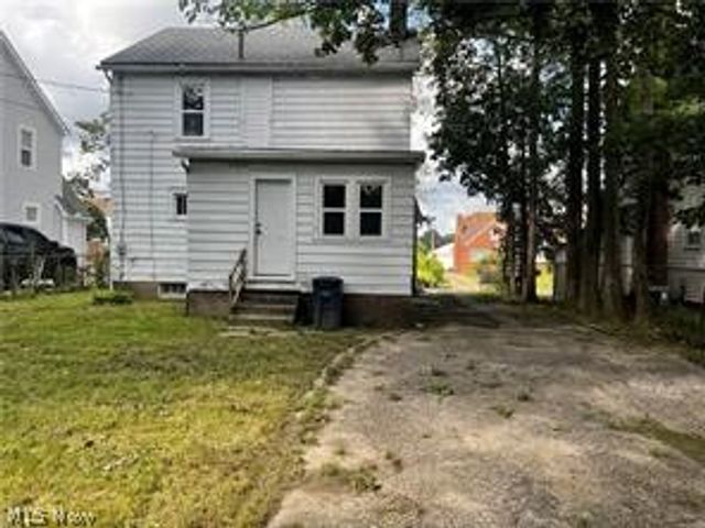 681 Moreley Avenue, Akron, OH 44320