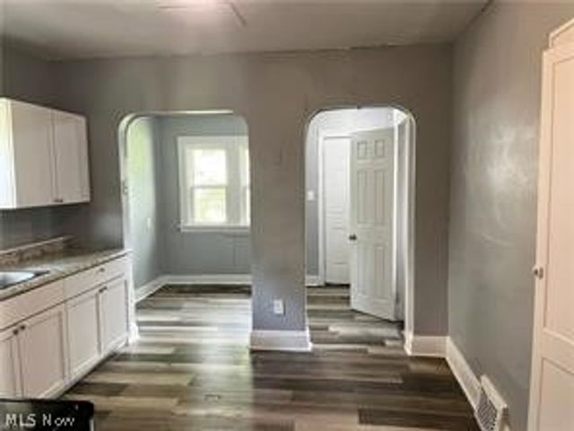 681 Moreley Avenue, Akron, OH 44320