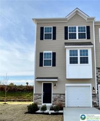 8309 Alexander Court, Upper Macungie Twp, PA 18031