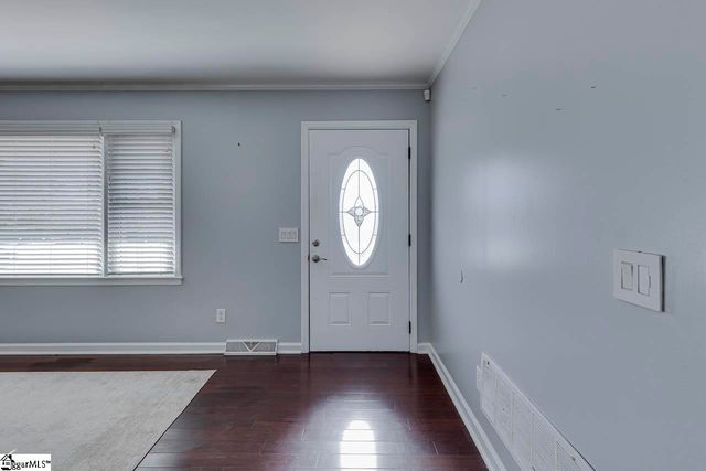 216 Hickory Drive, Easley, SC 29642