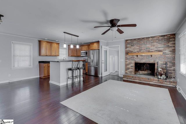 216 Hickory Drive, Easley, SC 29642