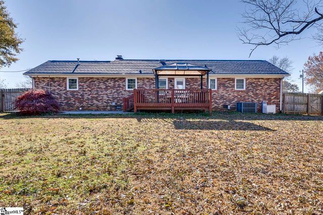216 Hickory Drive, Easley, SC 29642