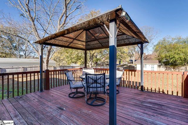 216 Hickory Drive, Easley, SC 29642