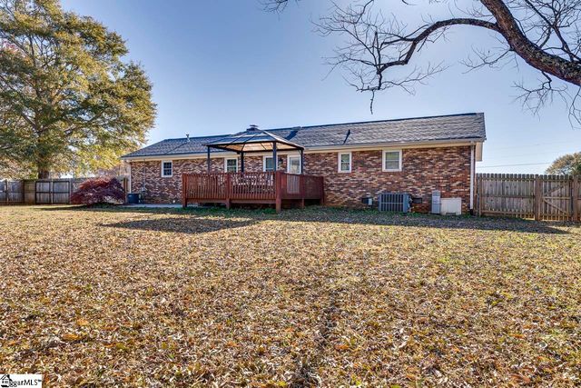 216 Hickory Drive, Easley, SC 29642
