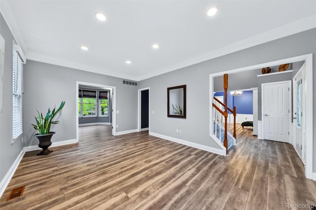443 Lenox Drive, Canton Charter Township, MI 48188