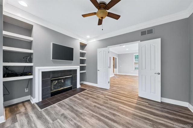 443 Lenox Drive, Canton Charter Township, MI 48188