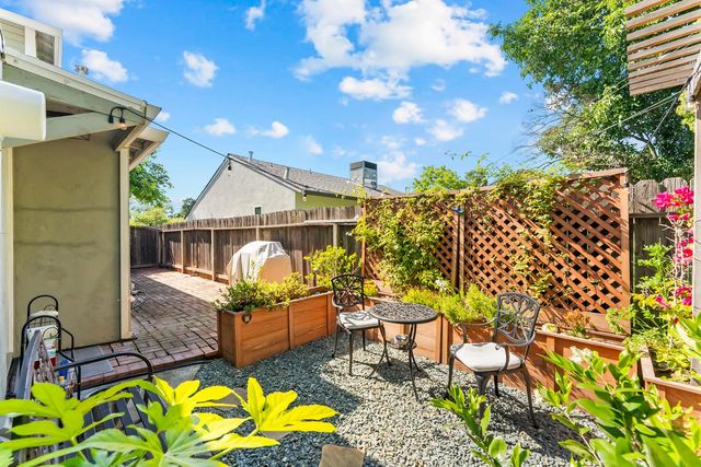 4285 65th St, Sacramento, CA 95820