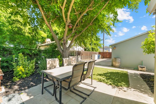 4285 65th St, Sacramento, CA 95820