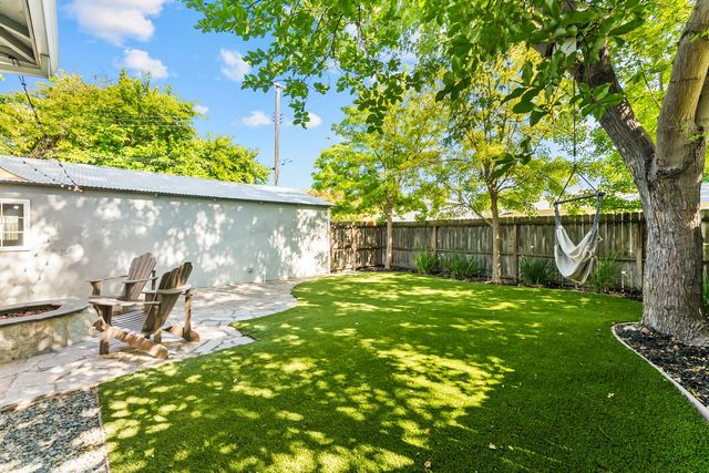 4285 65th St, Sacramento, CA 95820