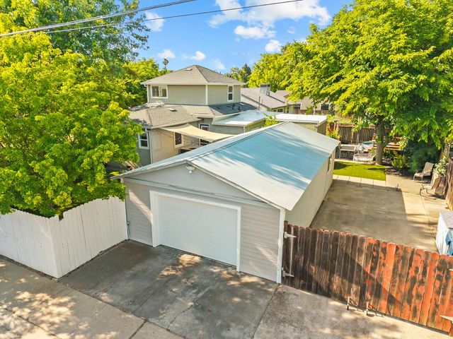 4285 65th St, Sacramento, CA 95820