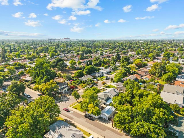4285 65th St, Sacramento, CA 95820
