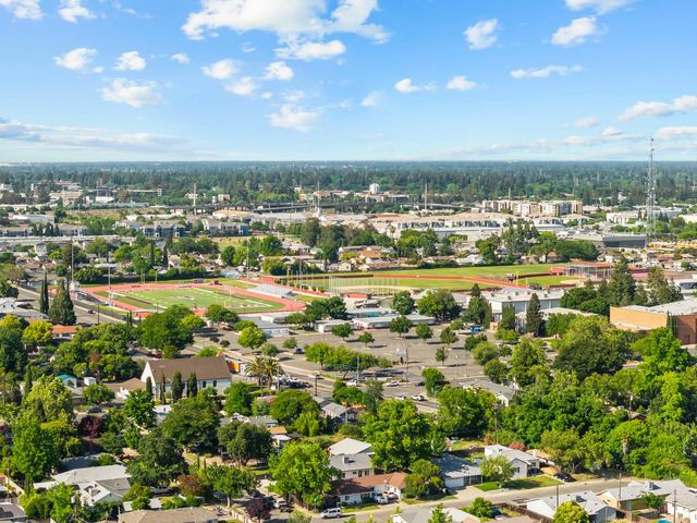 4285 65th St, Sacramento, CA 95820