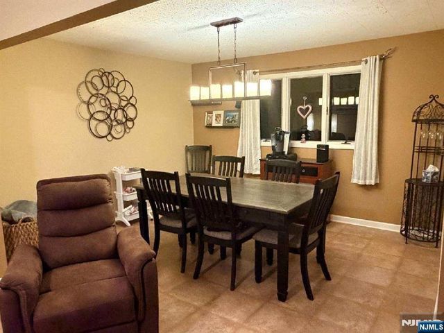 911 Colfax, Pompton Lakes, NY 07442