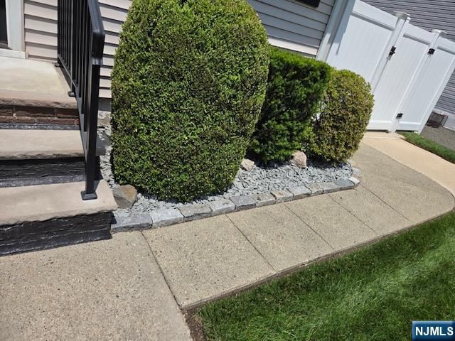 911 Colfax, Pompton Lakes, NY 07442