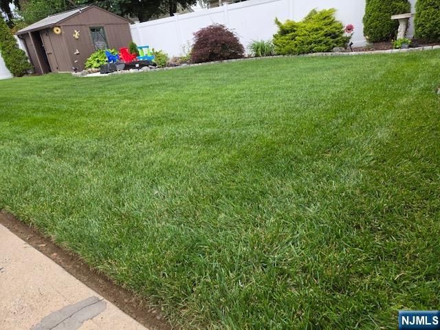 911 Colfax, Pompton Lakes, NY 07442