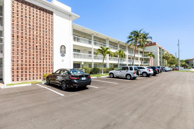 5203 NE 24th Terrace B210, Fort Lauderdale, FL 33308