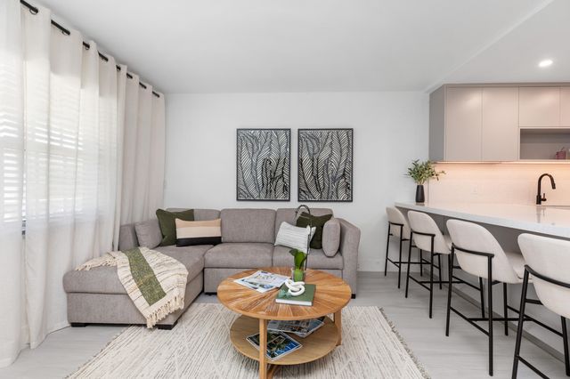 5203 NE 24th Terrace B210, Fort Lauderdale, FL 33308