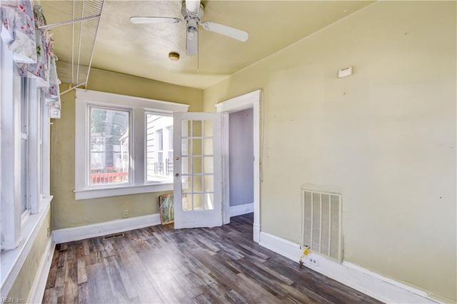 2715 E Virginia Beach BLVD, Norfolk, VA 23504