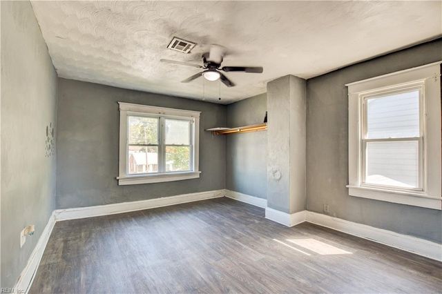 2715 E Virginia Beach BLVD, Norfolk, VA 23504