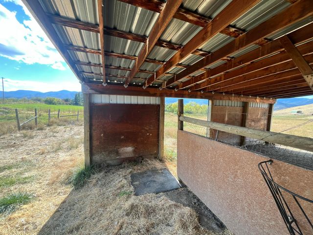 4234 Payne Road, Medford, OR 97504