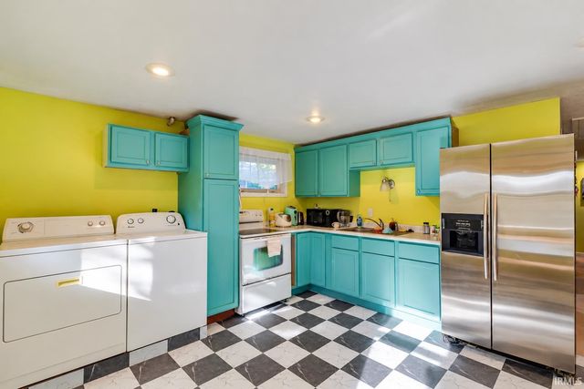 3018 Wilder Drive, South Bend, IN 46615