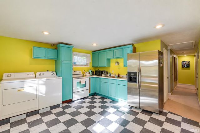 3018 Wilder Drive, South Bend, IN 46615