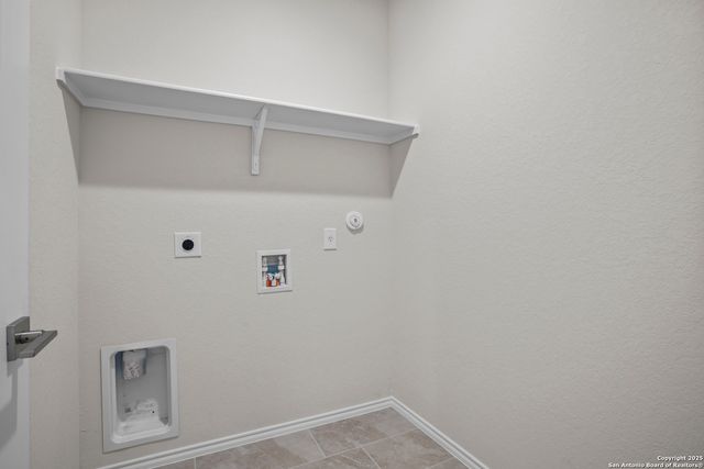 6875 Comanche Cave, San Antonio, TX 78233