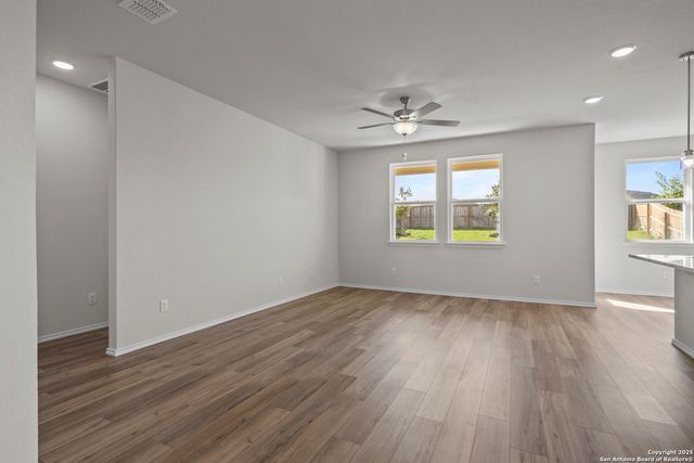 6875 Comanche Cave, San Antonio, TX 78233