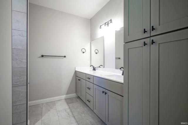 840 S Hoke Avenue, Frankfort, IN 46041