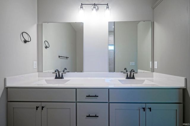 840 S Hoke Avenue, Frankfort, IN 46041