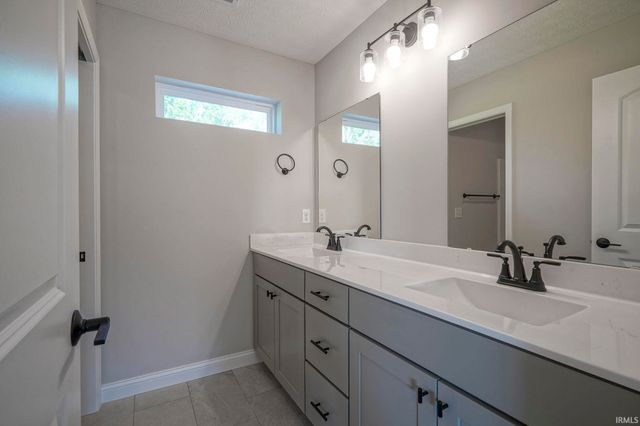 840 S Hoke Avenue, Frankfort, IN 46041