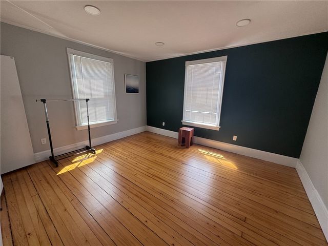 35 Elm Street B, Newport, RI 02840