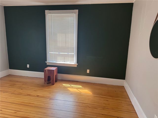 35 Elm Street B, Newport, RI 02840