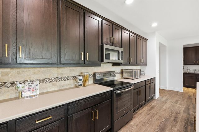 10121 Obsidian Drive, Denton, TX 76207