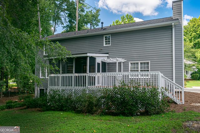 1043 Wash Lee Drive SW, Lilburn, GA 30047